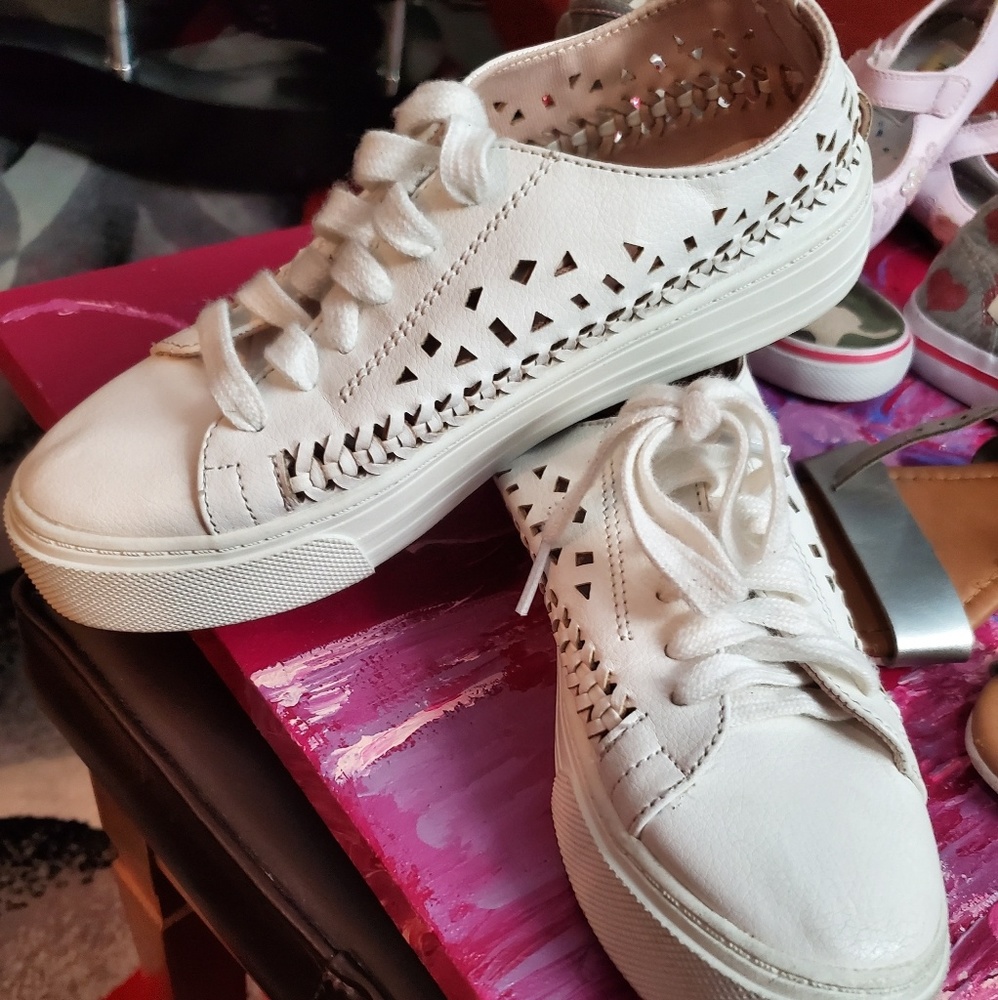 Trash leather sneakers
